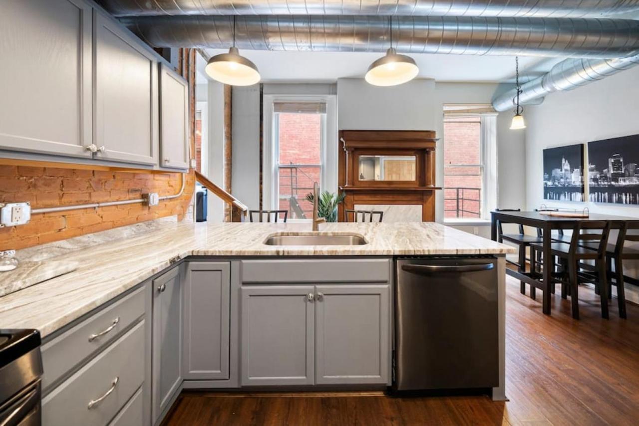 City Escape 2Br Steps To Tql Near Otr And Downtown Cincinnati Bagian luar foto
